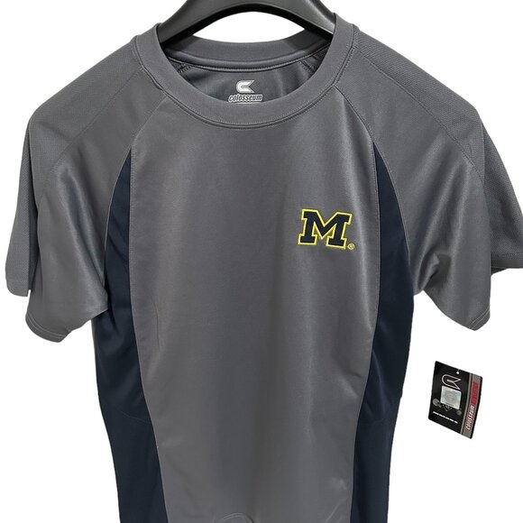 Colosseum Michigan Wolverines Mens T Shirt Size Medium Embroidered NWT - Picture 1 of 6
